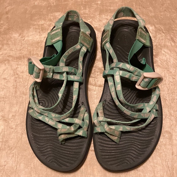 Chaco Z/2 Strappy Walking Hiking Outdoor Sandals - Picture 1 of 5